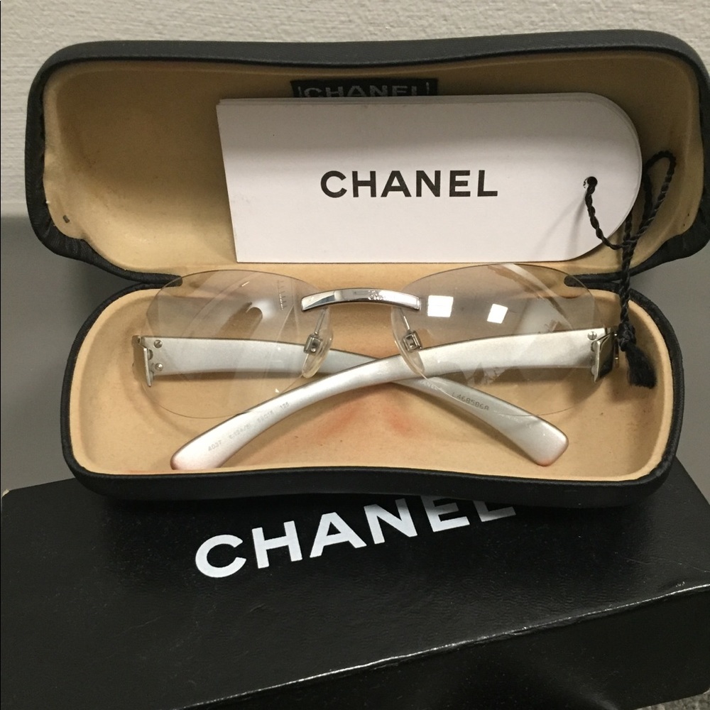 Chanel Sunglasses White
