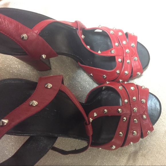 Gucci Red Studded Heels.... NEW