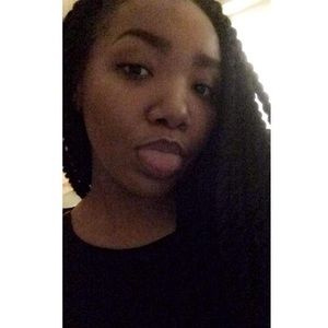 Meet your Posher, Gina