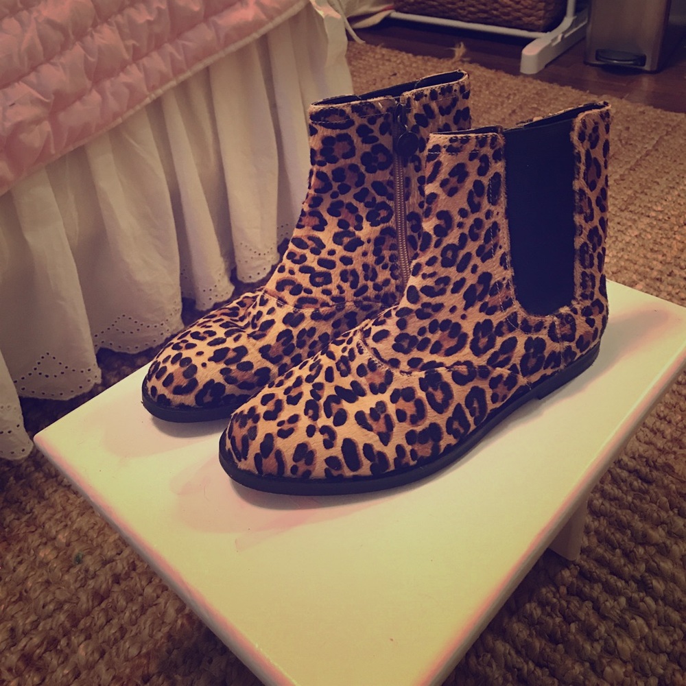 Beautiful calf hair Chelsea boots