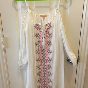 Drop shoulder dress white