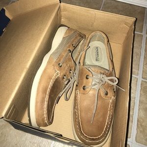 NEW Sperry Top Sider Shows