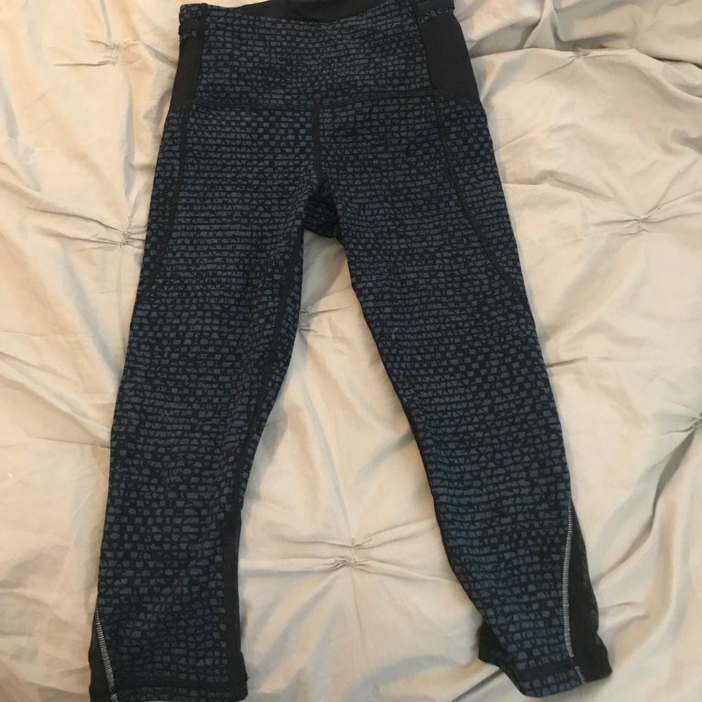 Lululemon Outrun Crop