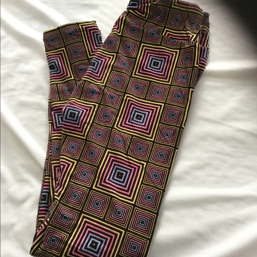 Lularoe Logo OS leggings
