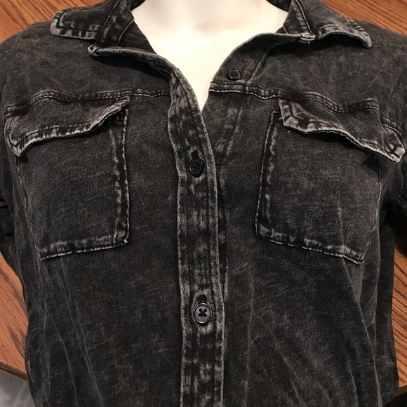 Rock & Republic distressed button up top - Picture 4 of 5