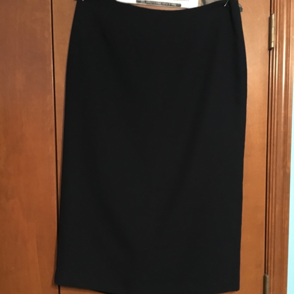 Formal black tea length skirt🖤