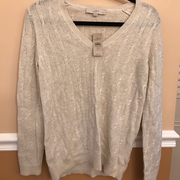 LOFT - BRAND NEW!!  V neck sweater - Picture 1 of 4