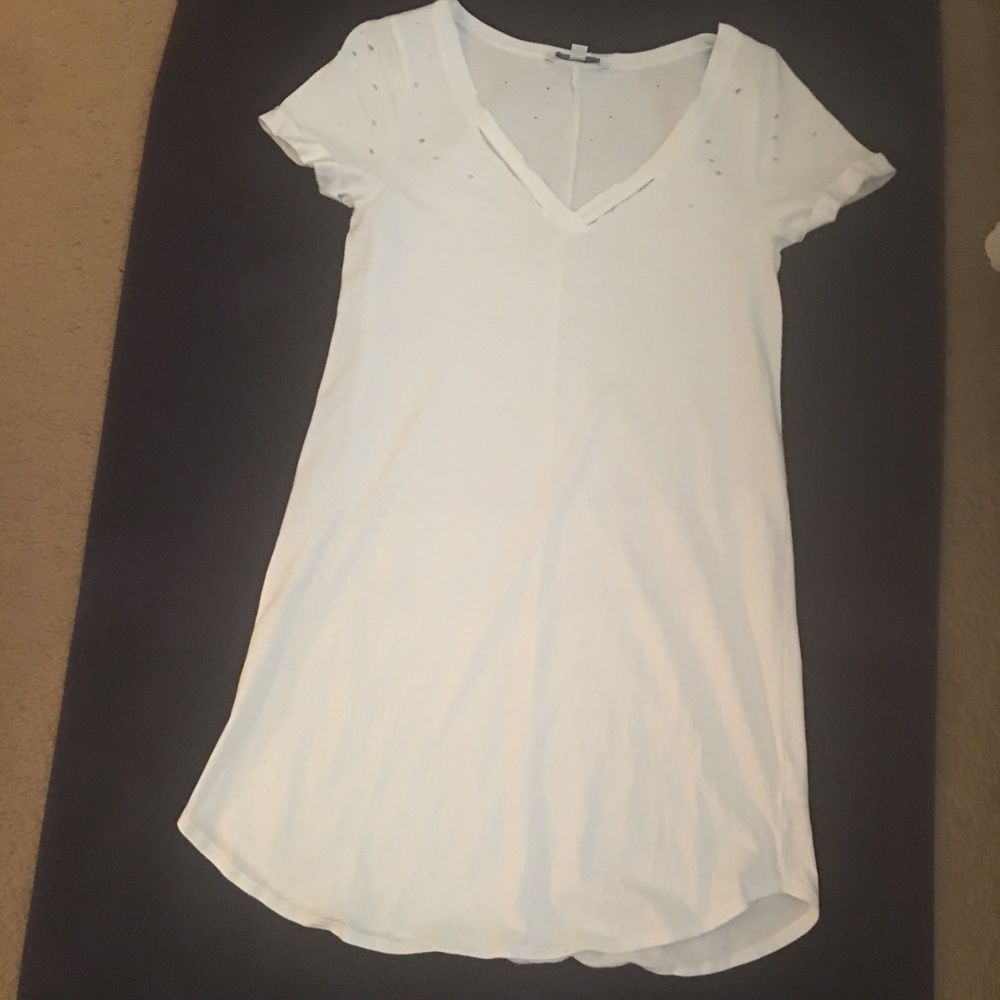American Eagle distressed t- shirt dress