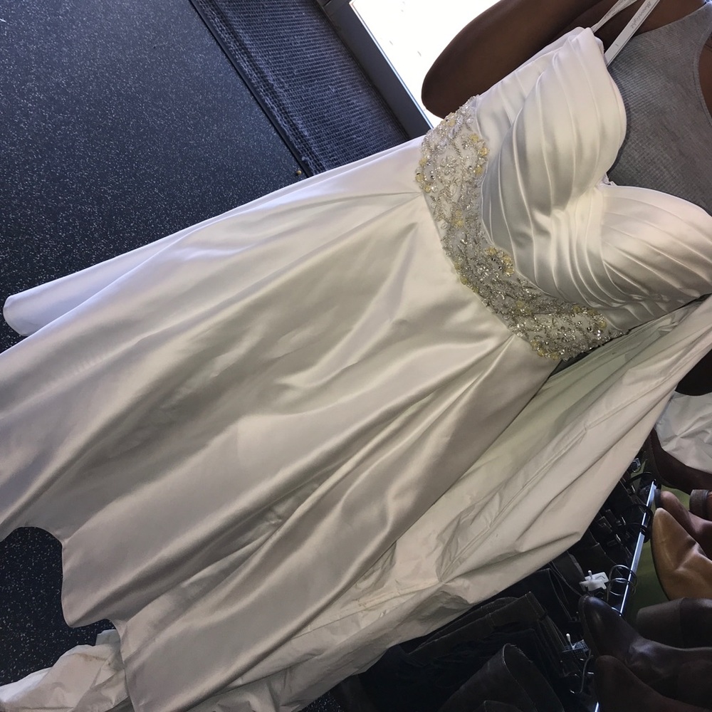 day time wedding gown reception gown