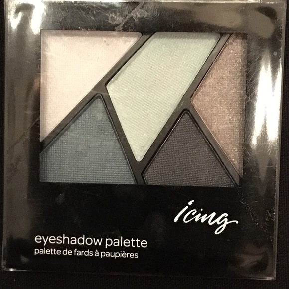 Icing Eyeshadow - Picture 2 of 2