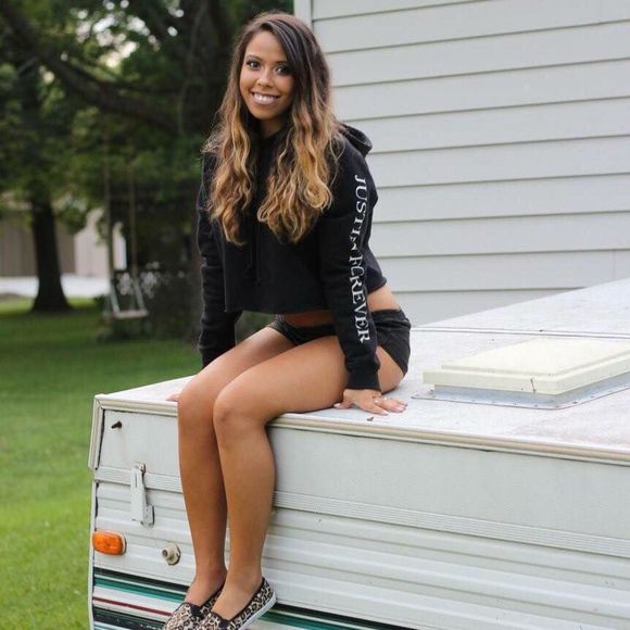 Meet your Posher, Shannon - Picture 1 of 1