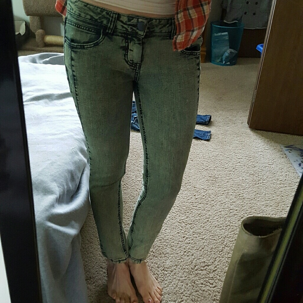 Jeans - Picture 2 of 5
