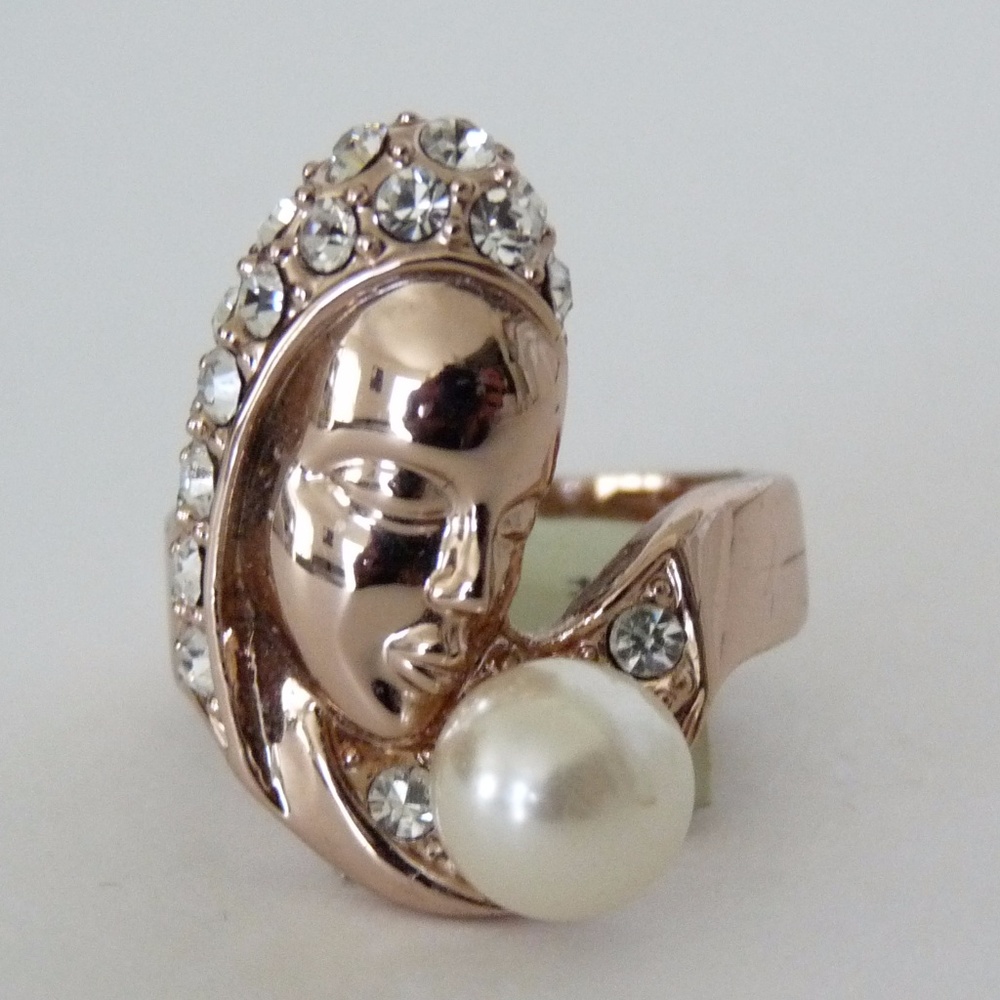 WOMAN FACE WITH CRYSTALS