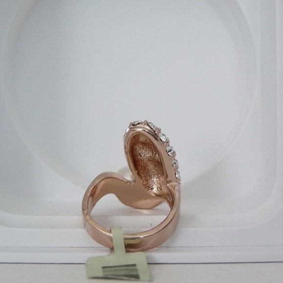 WOMAN FACE WITH CRYSTALS - Picture 8 of 8