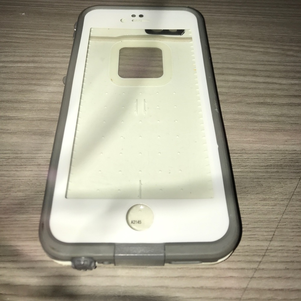 iPhone 6/6s Lifeproof case