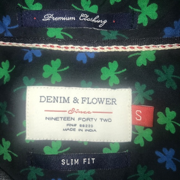 Clover leaf pattern Button Down - Picture 5 of 5