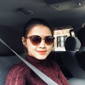 Meet your Posher, Quyen