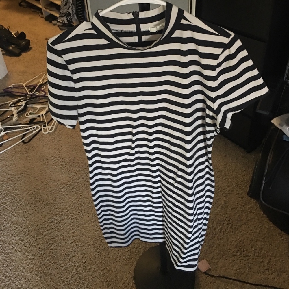 Black and white stripped dress