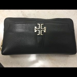 Tory burch wallet