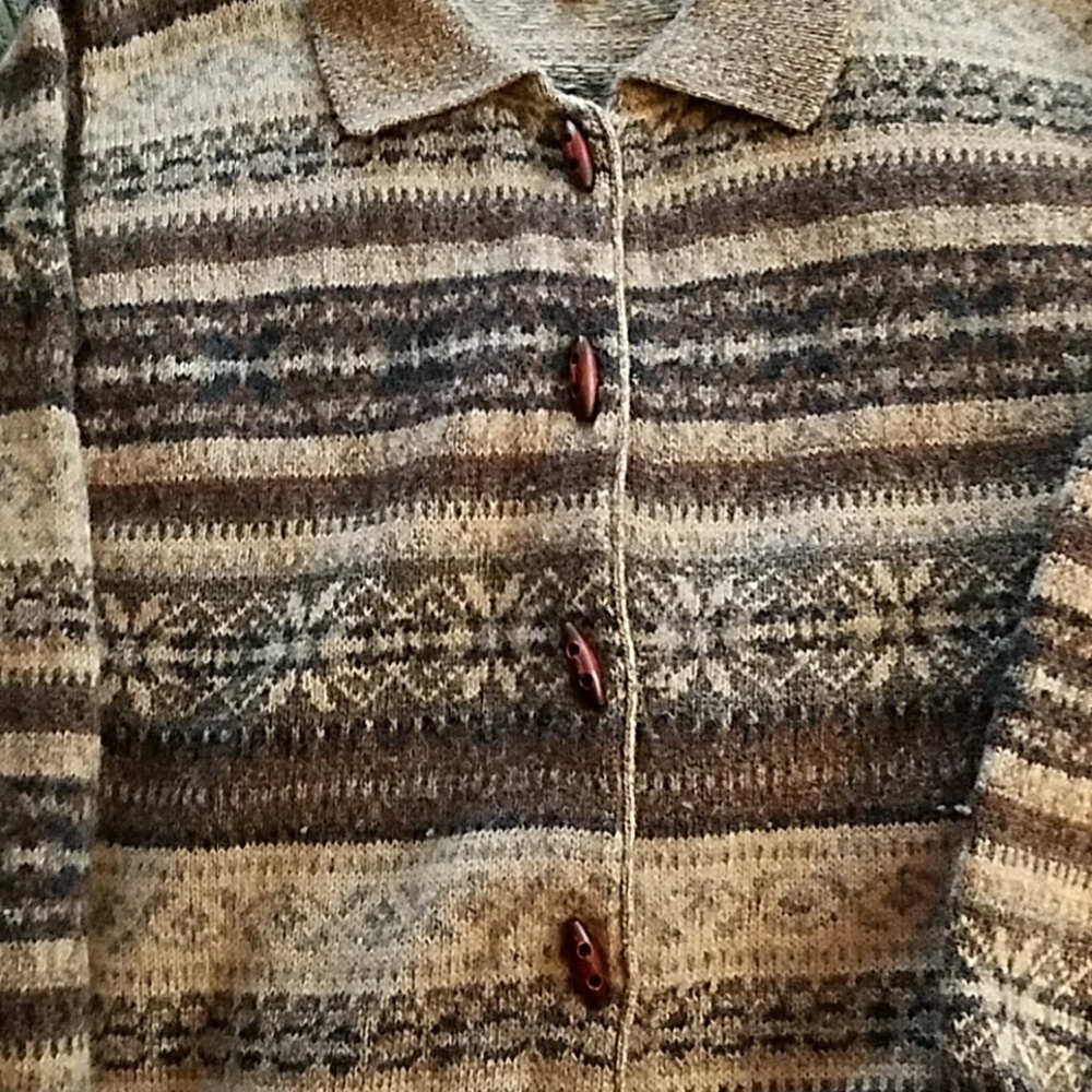 Croft & Barrow button down sweater Size XL