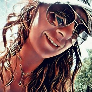 Meet your Posher, Stacy