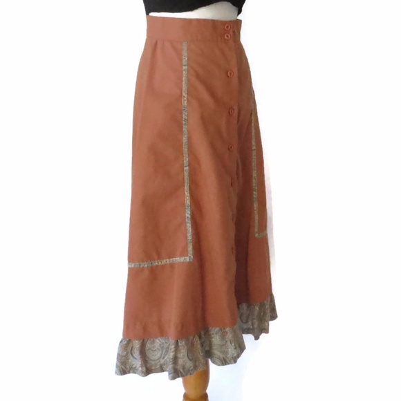Vintage Boho Paisley Prairie Skirt - Picture 3 of 5