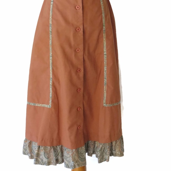 Vintage Boho Paisley Prairie Skirt - Picture 2 of 5