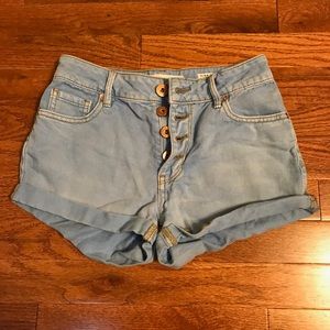 Bullhead shorts