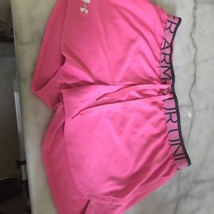 Under Armour heat gear shorts Size Medium