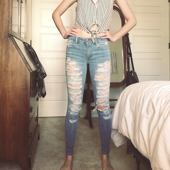 ripped jeans all the way up