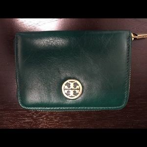 BRAND NEW Tory Burch Green Leather Small Wallet
