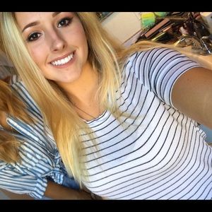 Meet your Posher, Alyssa