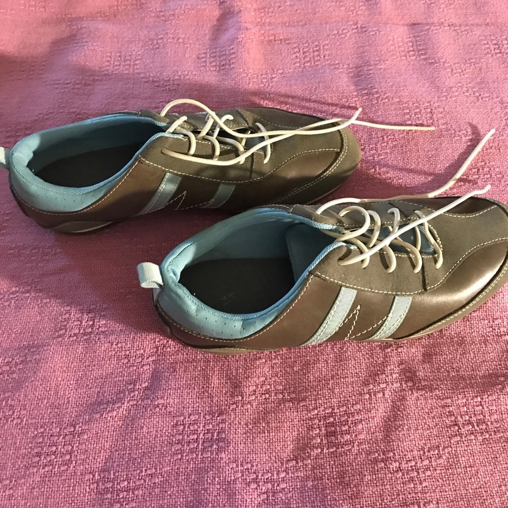 Ladies Shoes***Make Offer