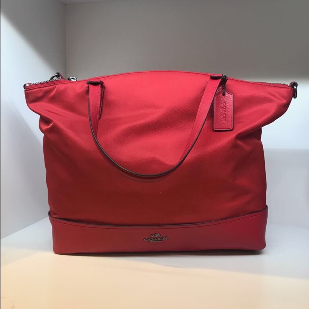 Price DropCoach Nylon/leather Red Zip Tote NWT