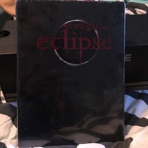 The Twilight Saga- Eclipse Collectors Gift Set.
