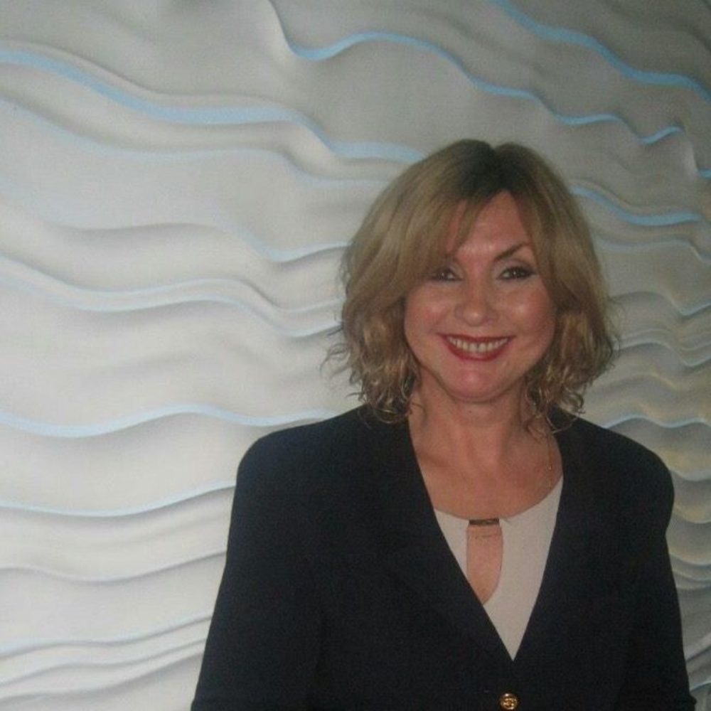 Meet your Posher, Yelena