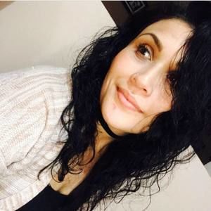 Meet your Posher, Itzel