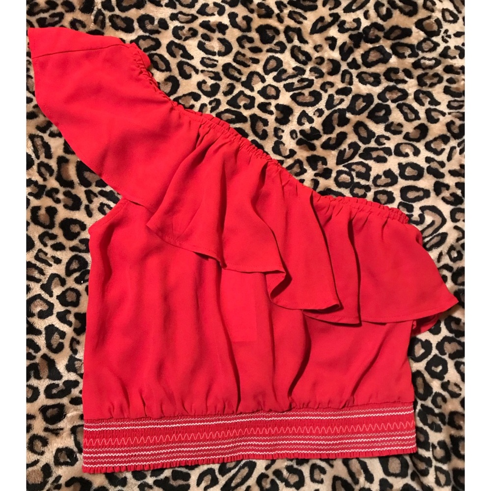Red vintage inspired one shoulder crop top