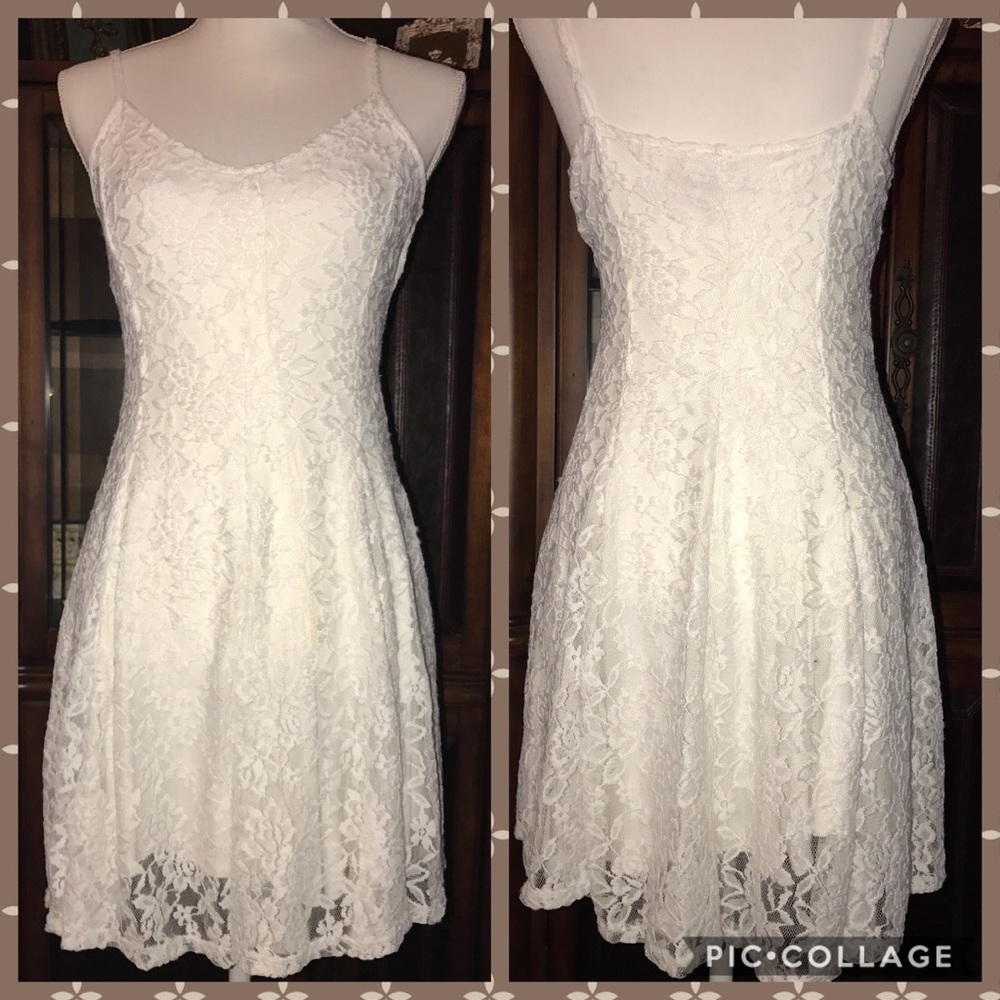 🔱🛑HOST PICK🛑🔱 Gorgeous Perfect A&E Dress 🤩🎀