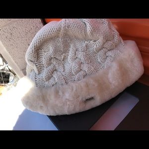 Australia LUXE knit hat