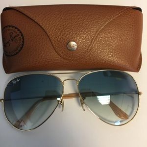 Ray-Ban Classic Aviator Sunglasses