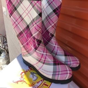 Rain boots BRAND NEW