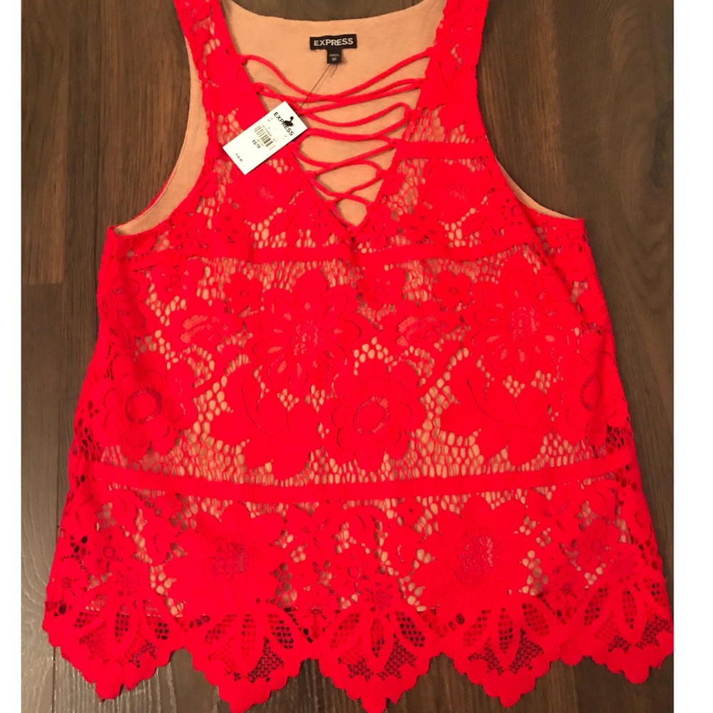 STUNNING Red Lace Top From Express ❤️😍 - Picture 4 of 4