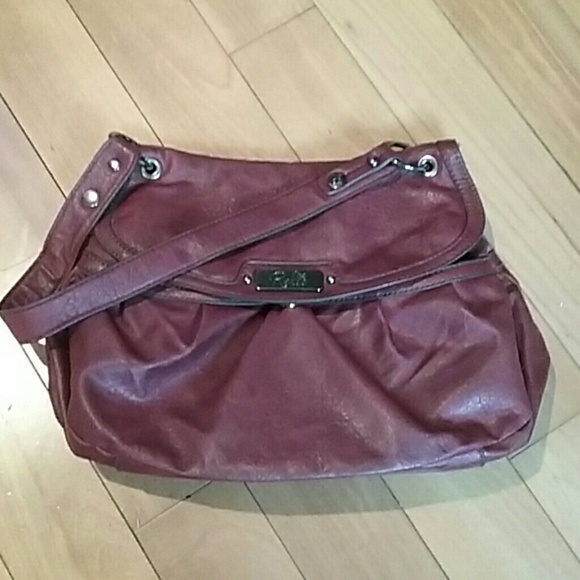 Relic Hand Bag - Picture 1 of 3