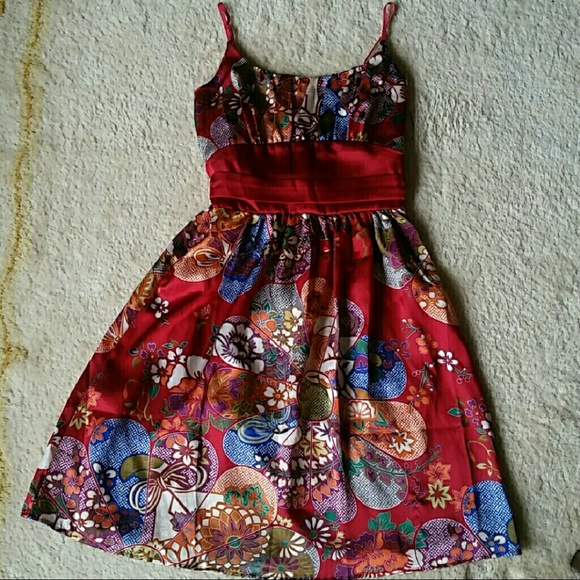 Kisses Beautiful Silk Dress - Picture 1 of 4