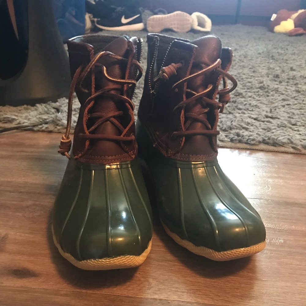 sperry duck boots