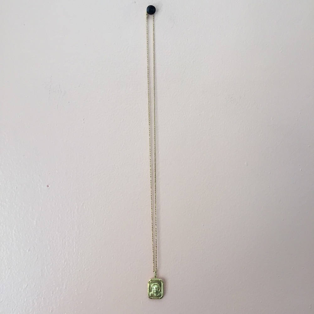 Gold Plated Jesus Medallion Pendant Necklace - Picture 2 of 4