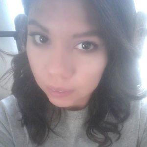 Meet your Posher, Gabriela