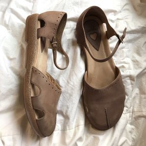 🎉Final Price!!! Dansko mary jane style shoes
