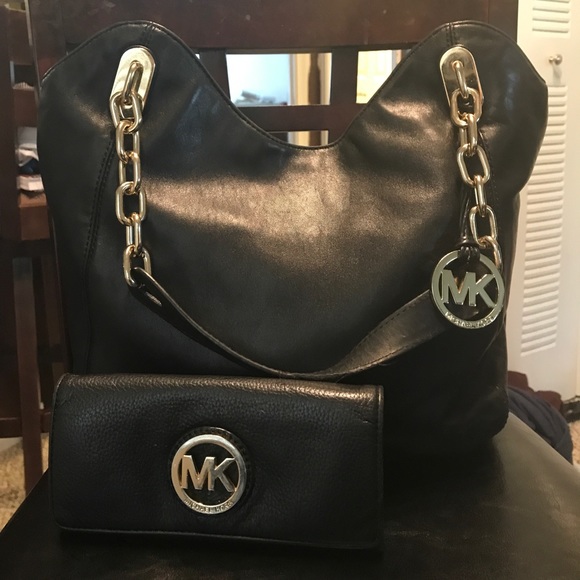 Michael Kors Handbags - Michael Kors Chain Lilly Large Matching Set FINAL